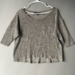 Forever 21 sz M thin knit gray cropped top‎